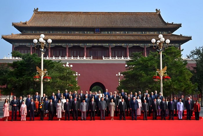 Seskab Teddy ungkap Presiden Prabowo langsung kembali ke Indonesia usai menyelesaikan agenda lawatannya ke China. (Instagram/sekretariat.kabinet)

